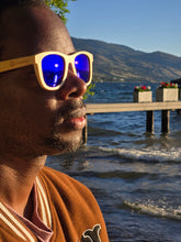Load image into Gallery viewer, Bamboo Sunglasses